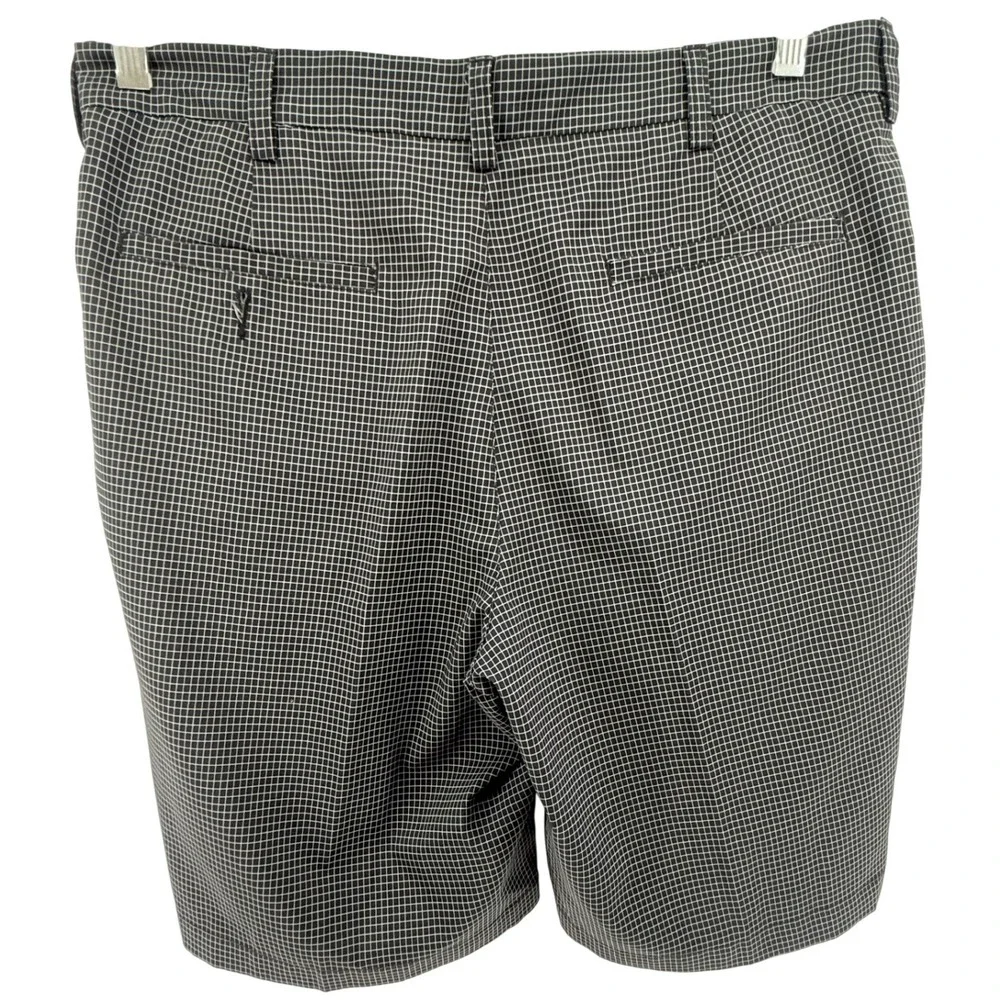 PGATOUR Mens Plaid Golf Shorts Size 34‎ Polyester Spandex Flat Front Outdoor